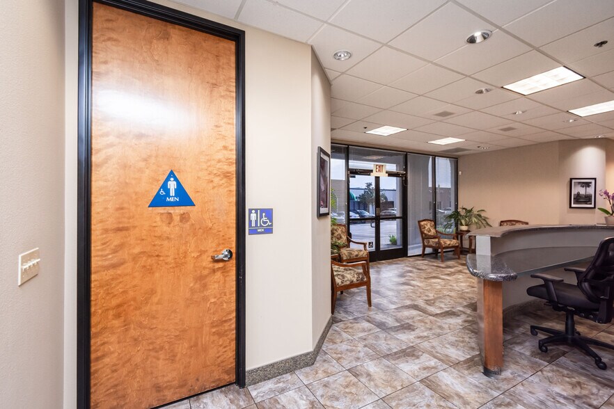 More Photos Of 8203 Sierra College Blvd, Roseville Office For Sale