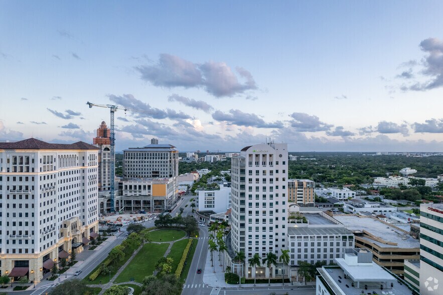 More Photos Of 2800 Ponce de Leon Blvd, Coral Gables Office For Lease