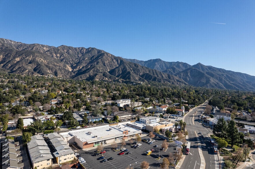 More Photos Of 735-763 E Altadena Dr, Altadena Freestanding For Lease