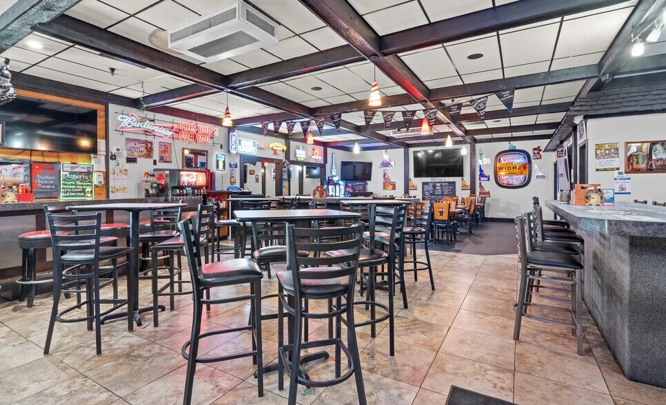 More Photos Of 1505 W Broadway St, Idaho Falls Restaurant For Sale