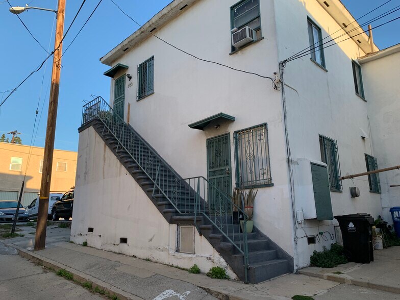 More Photos Of 817-823 Centennial St, Los Angeles Apartments For Sale