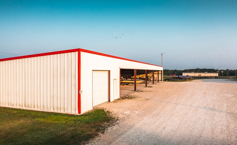 More Photos Of 18050 County Road 1000, Saint James Storefront For Lease