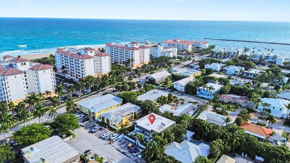 More Photos Of 112 Claremont Ln, Palm Beach Shores Apartments For Sale