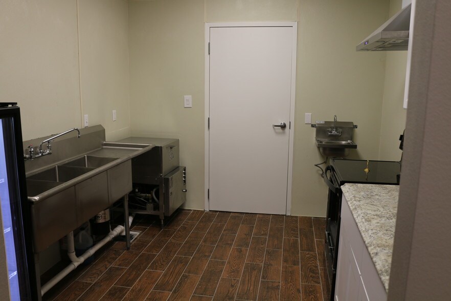 More Photos Of 3900 Joe Ramsey Blvd E, Greenville Medical For Sale