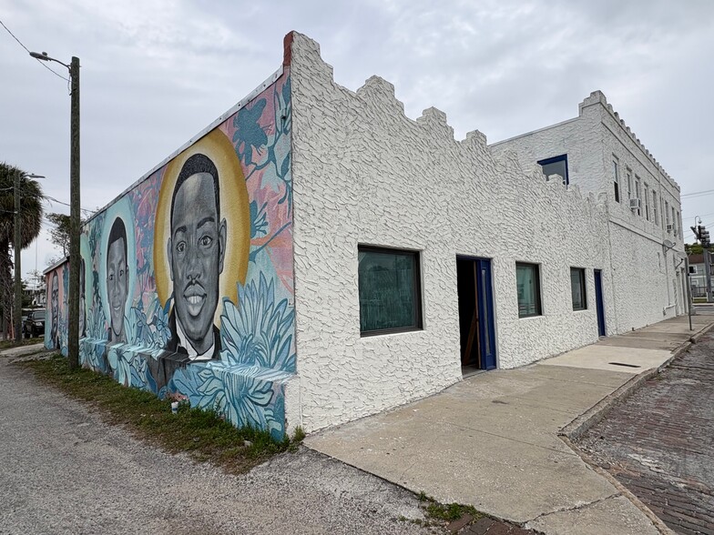 More Photos Of 114 E Columbus Dr, Tampa Freestanding For Lease