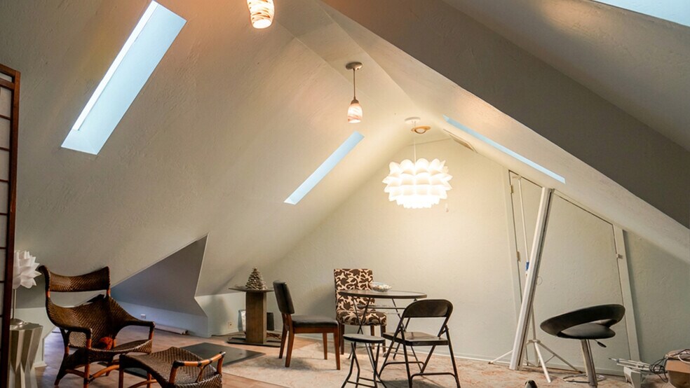 More Photos Of 242 W Liberty St, Reno Office Residential For Sale