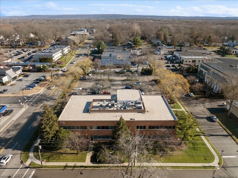 More Photos Of 333 Old Hook Rd, Westwood Medical For Sale