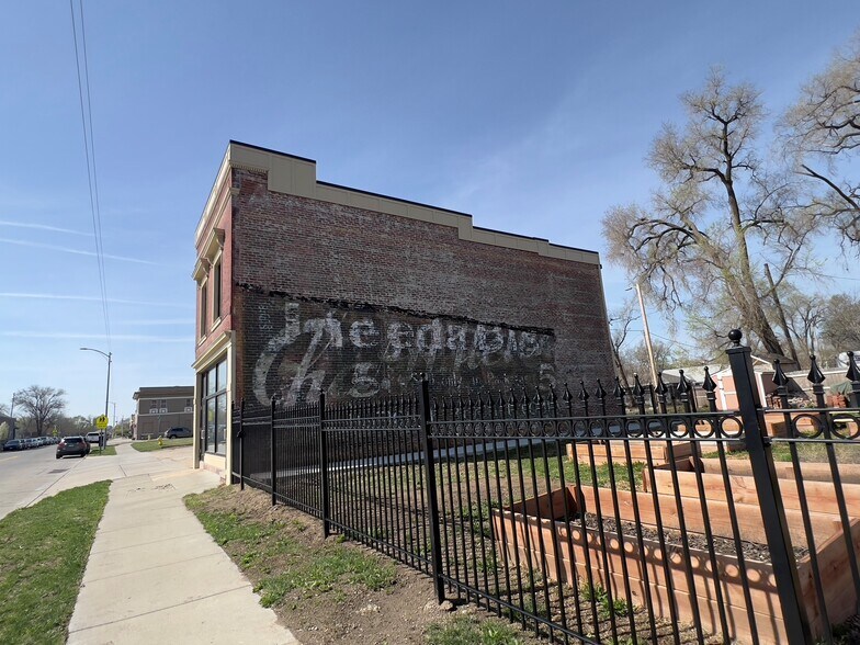 More Photos Of 3116 N 24th St, Omaha Storefront For Lease