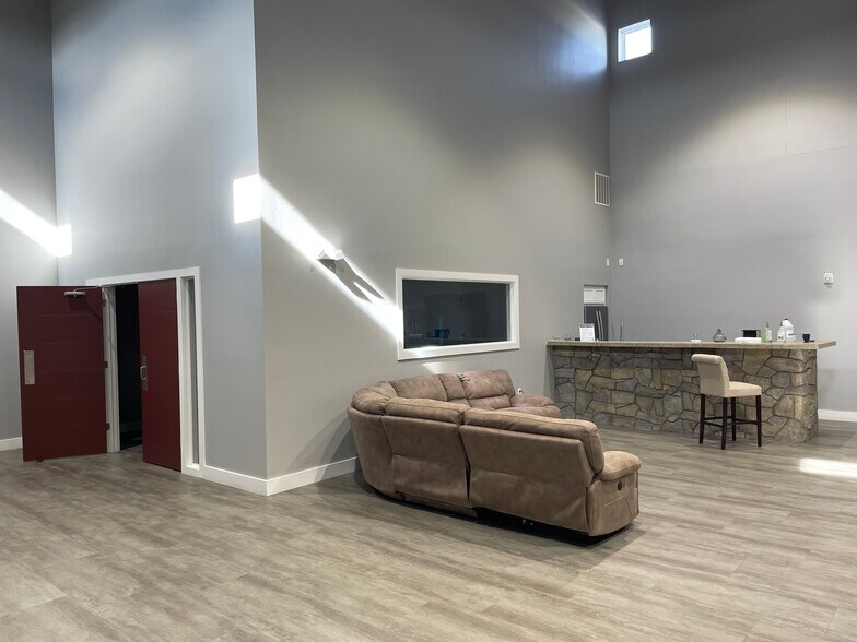 More Photos Of 14475 Old Denton Rd, Roanoke Industrial For Sale