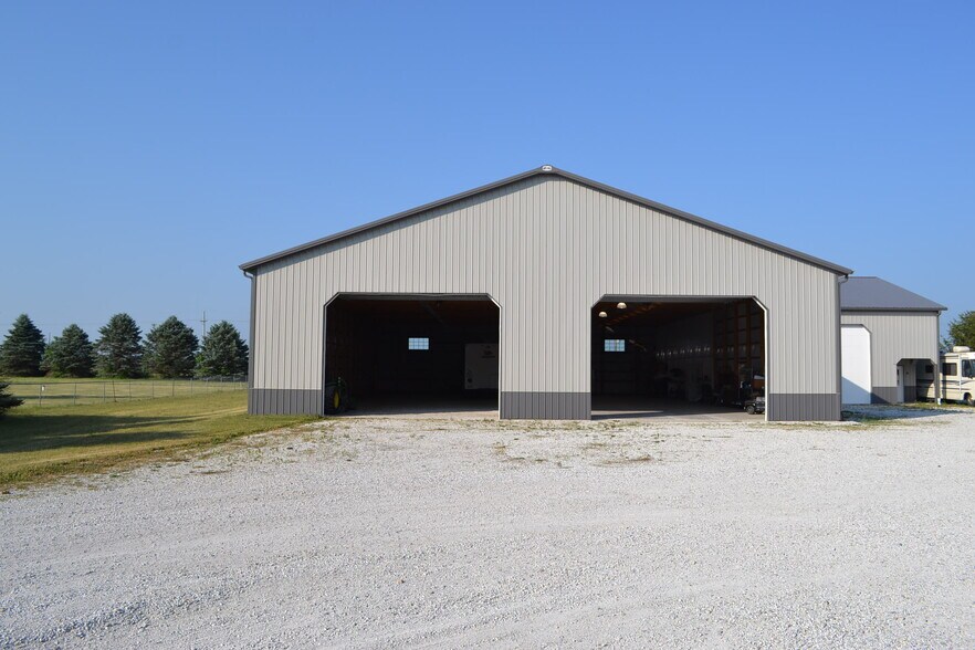 More Photos Of 8721 Old US Highway 52 W, West Lafayette Warehouse For Sale