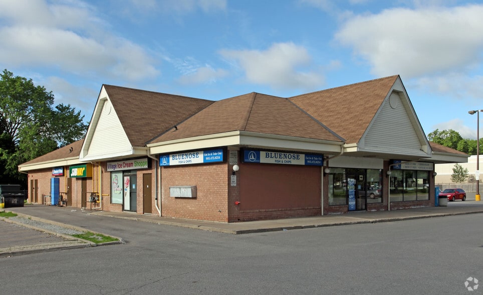 More Photos Of 6605 Hwy-7, Markham Fast Food For Lease