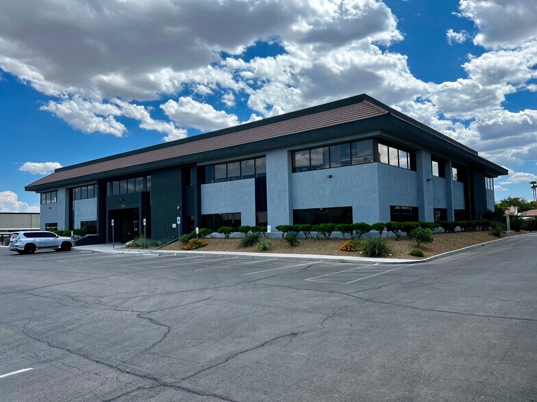 More Photos Of 2755-2795 E Desert Inn Rd, Las Vegas Unknown For Lease