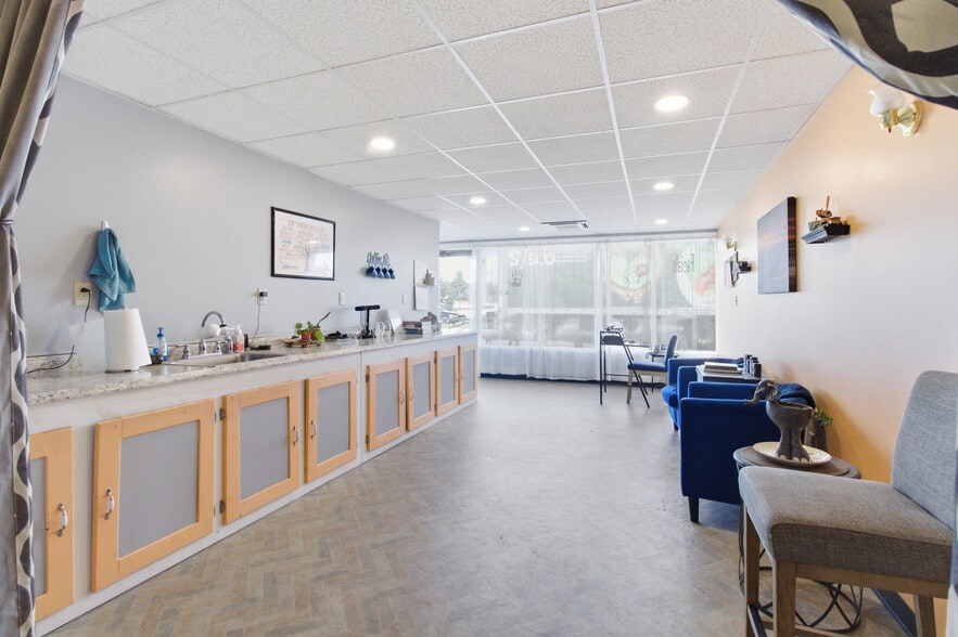 More Photos Of 1081 & 1083 Front St, Philipsburg Flex For Sale