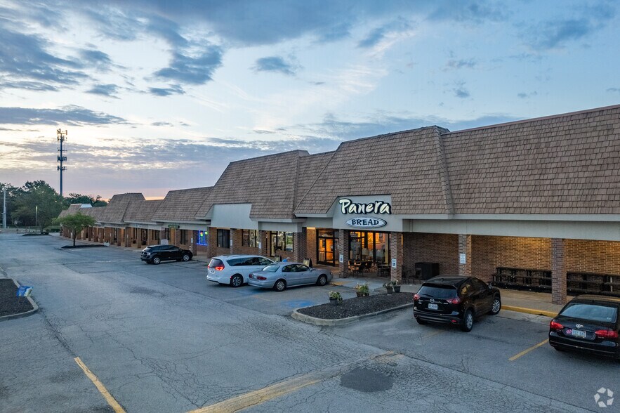 More Photos Of 15225 W 87th St, Lenexa Unknown For Lease