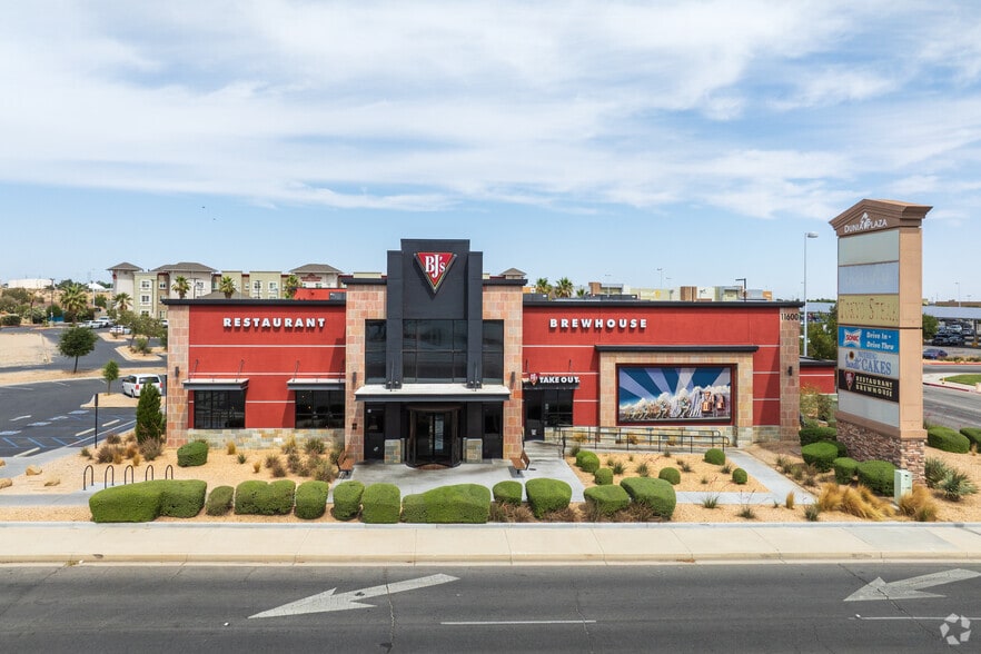 More Photos Of 11600 Amargosa Rd, Victorville Restaurant For Sale