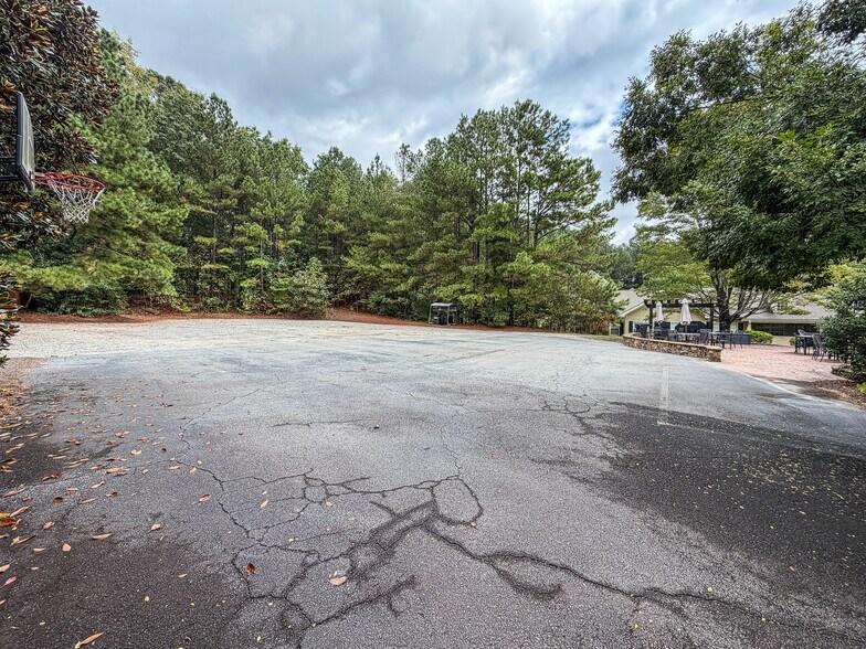 More Photos Of 1817 Eagle Dr, Woodstock Office For Sale