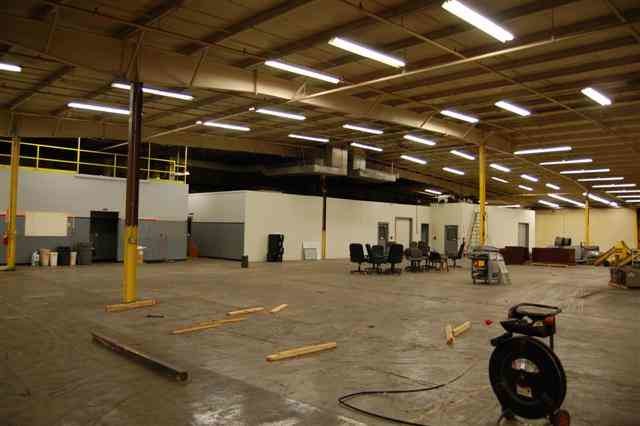 More Photos Of 1 Municipal Dr, Carrollton Distribution For Lease