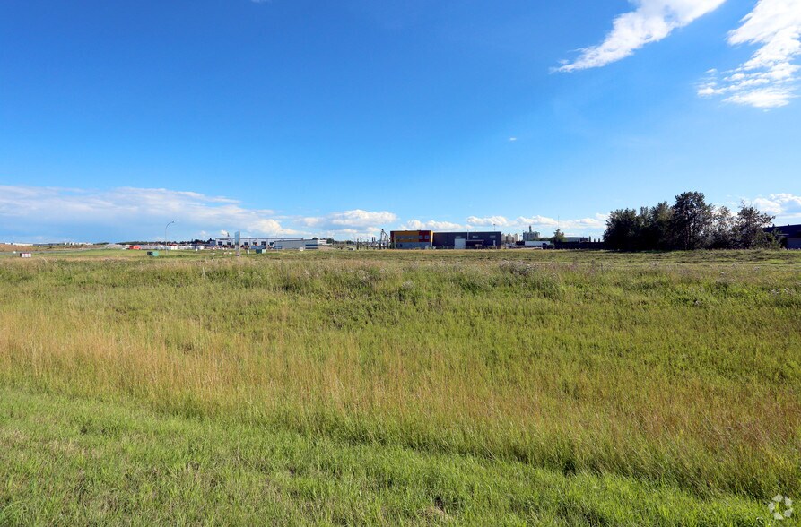 More Photos Of 26324 Township Road 531A, Parkland County Land For Sale