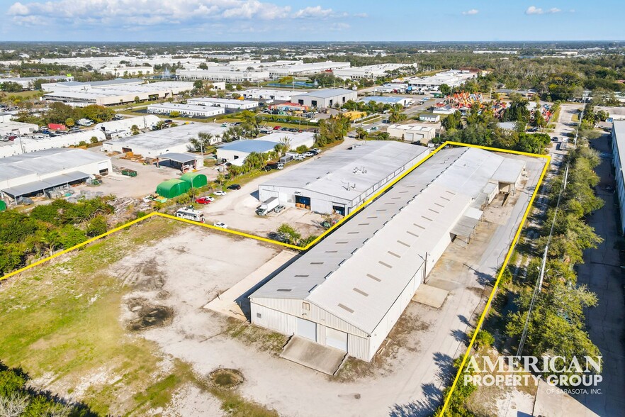 More Photos Of 1227-1231 Hardin Ave, Sarasota Warehouse For Sale