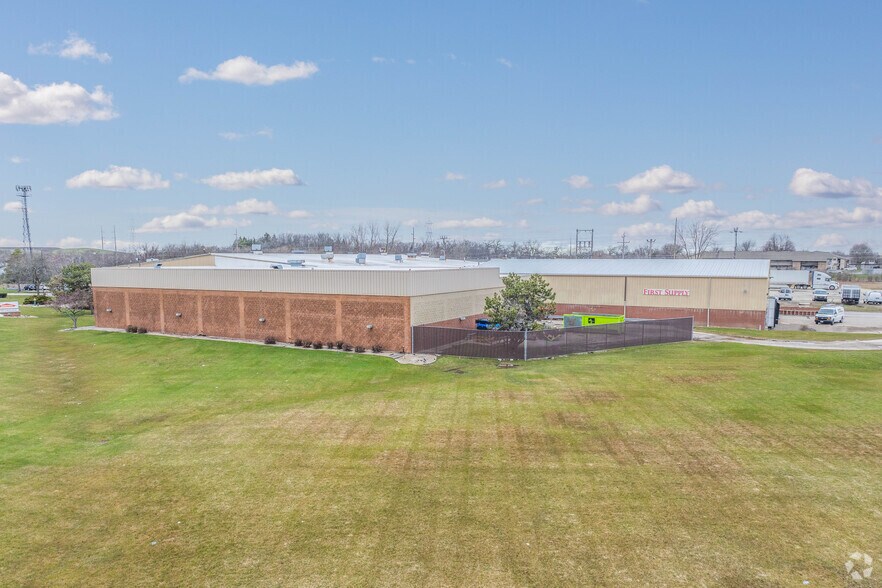 More Photos Of 5626 21st St, Racine Industrial For Sale