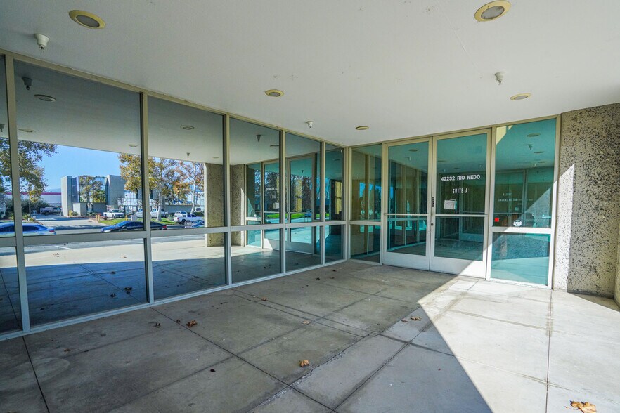 More Photos Of 42232 Rio Nedo, Temecula Refrigeration Cold Storage For Lease