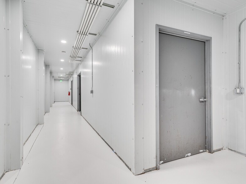 More Photos Of 3595 E State Highway 9, Norman Industrial For Sale