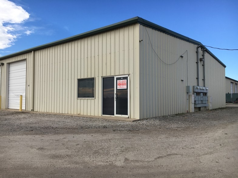 More Photos Of 850-900 Blue Mound Rd W, Haslet Light Manufacturing For Lease