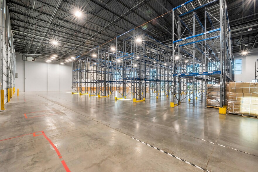 More Photos Of 11400 S Mountain View Cor, South Jordan Distribution For Lease