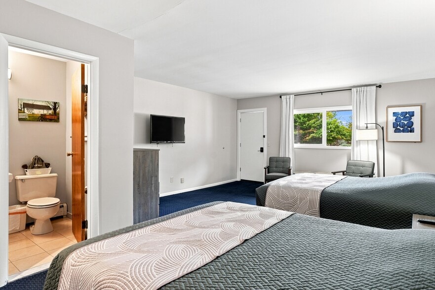 More Photos Of 8127 Chippewa Hwy, Bear Lake Hotel For Sale