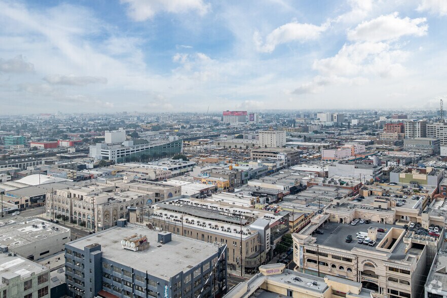More Photos Of 800 E 12th St, Los Angeles Office For Sale