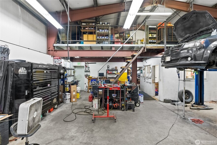 More Photos Of 9707 Key Peninsula Hwy NW, Gig Harbor General Retail For Sale