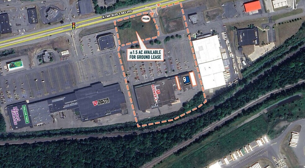 More Photos Of 2000-2008 N Township Blvd, Pittston Unknown For Lease