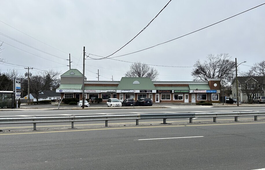 More Photos Of 130-144 Route 109, West Babylon General Retail For Lease