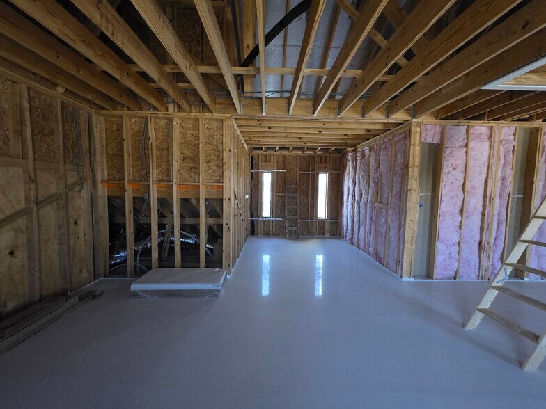 More Photos Of 142 Bella Katy Dr, Katy Medical For Lease