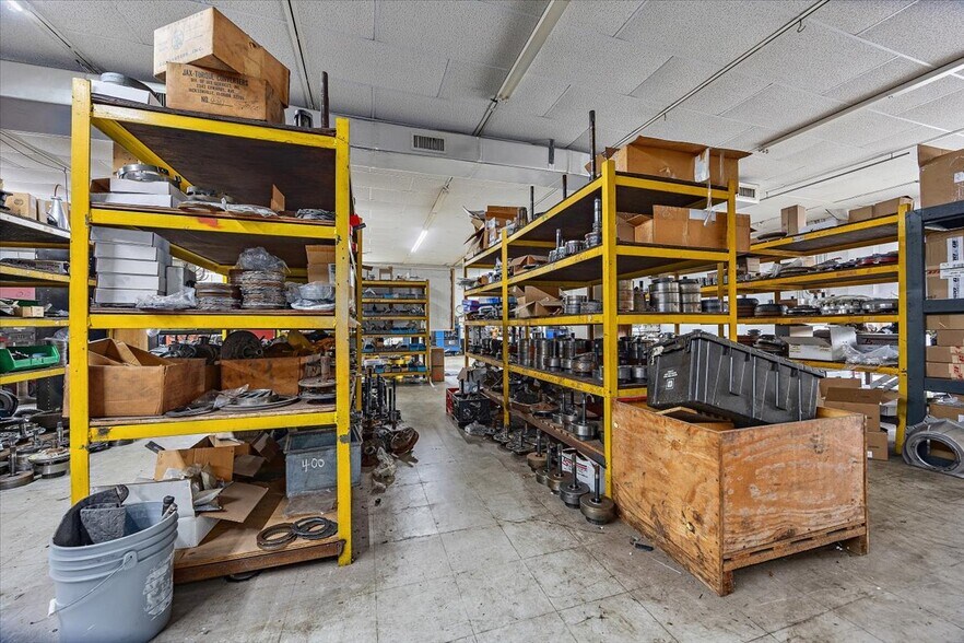 More Photos Of 551625 Us-1, Hilliard Freestanding For Sale