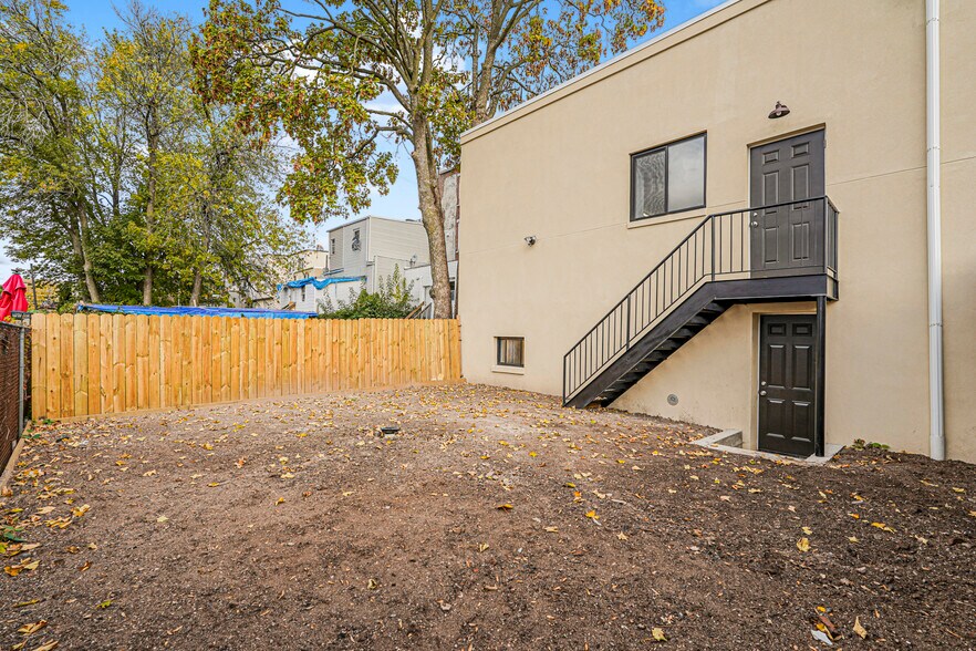 More Photos Of 1256 Bay St, Staten Island Apartments For Lease