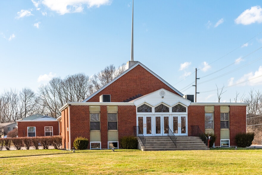 More Photos Of 4445 Wilmington Pike, Dayton Religious Facility For Sale