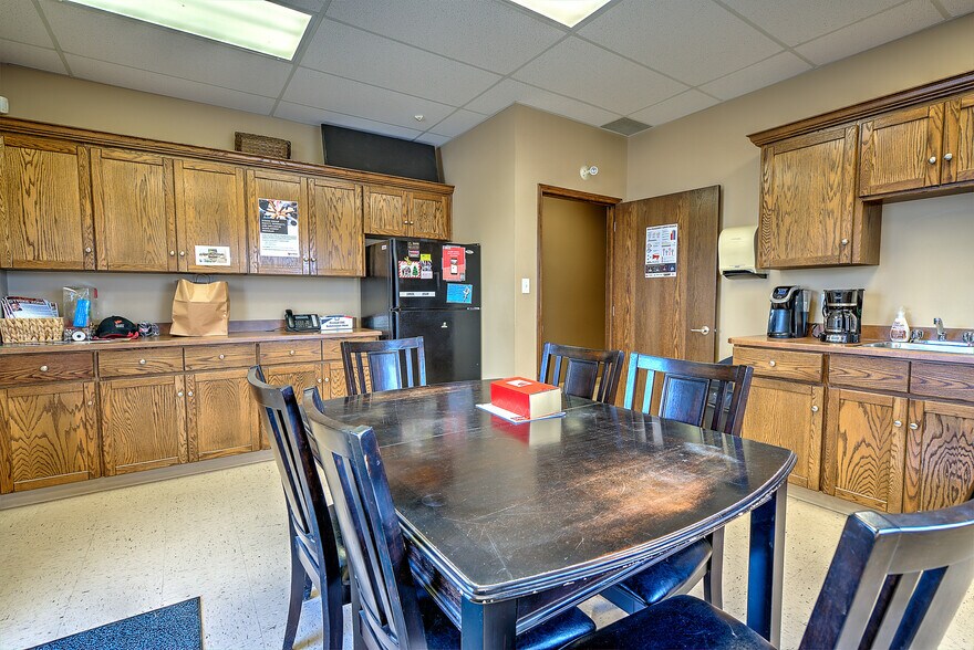 More Photos Of 135 & 141 Clearmile Avenue, Red Deer County Industrial For Sale