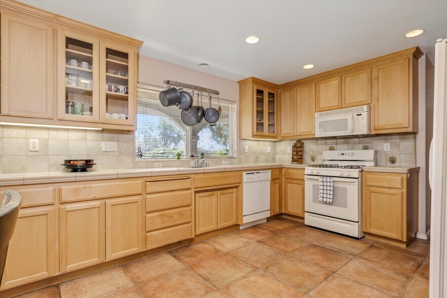 More Photos Of 5055 Rancho La Loma Linda Dr, Paso Robles Specialty For Sale