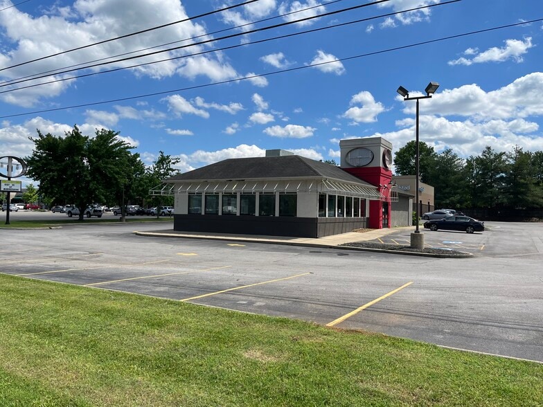 More Photos Of 450 Enon Springs Rd, Smyrna Restaurant For Lease