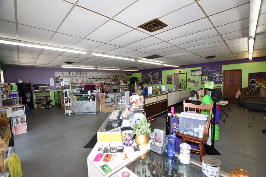 More Photos Of 416 E North St, Sweetwater Storefront Retail Office For Sale
