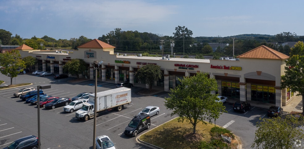 More Photos Of 9620 University City Blvd, Charlotte Unknown For Lease