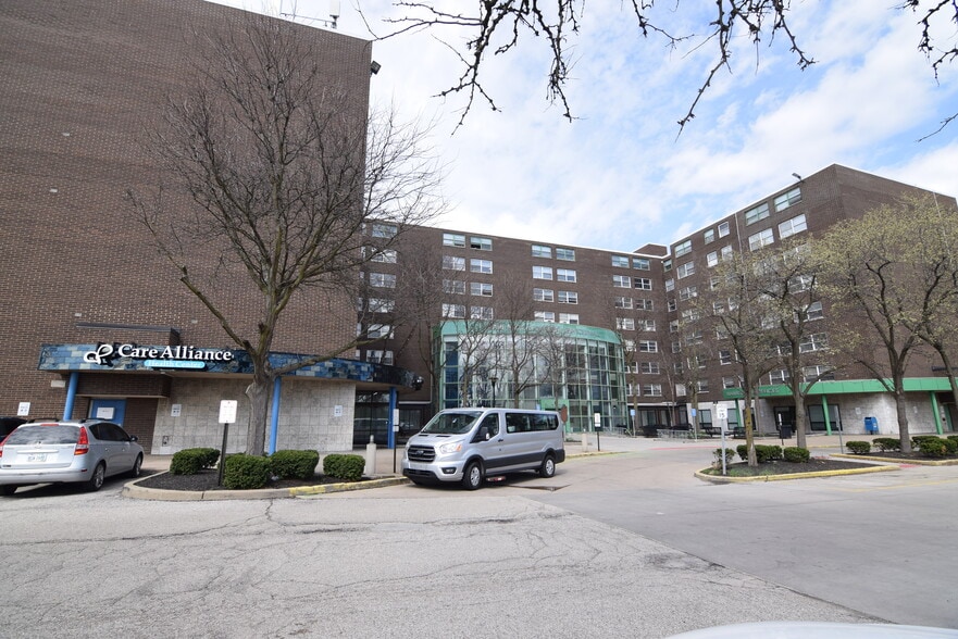 Primary Photo Of 6001 Woodland Ave, Cleveland Apartments For Sale