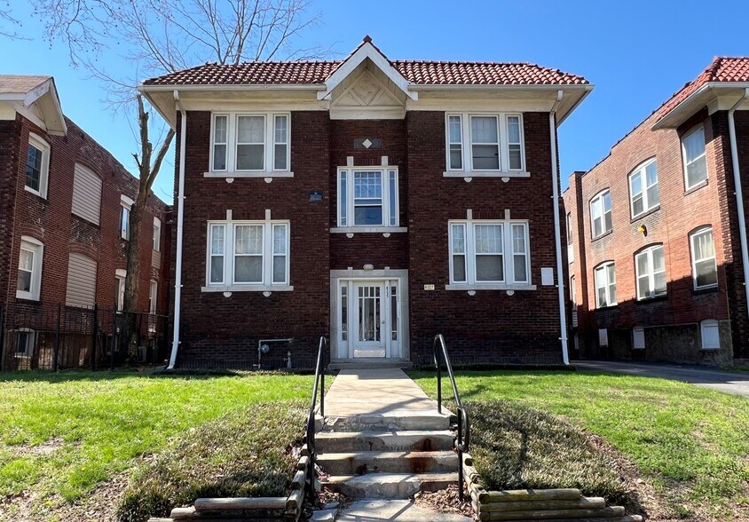 More Photos Of , Saint Louis Multifamily For Sale