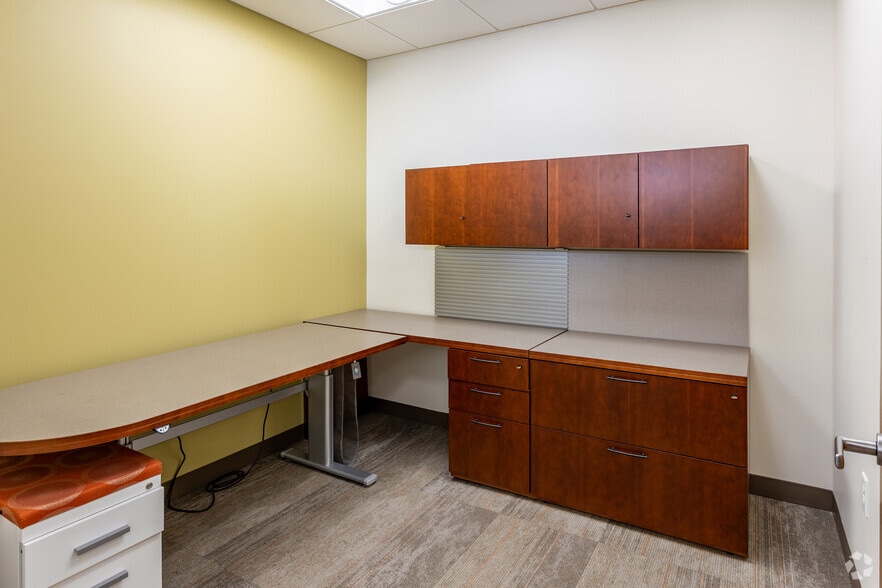 More Photos Of 101 5th St E, Saint Paul Office For Sale