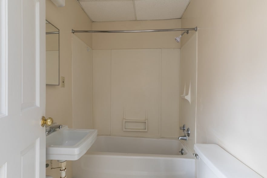 More Photos Of 870 Vine St, Chattanooga Apartments For Lease