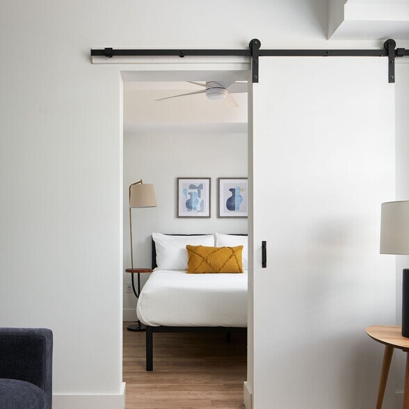 More Photos Of 1460 Peachtree St NW, Atlanta Apartments For Sale