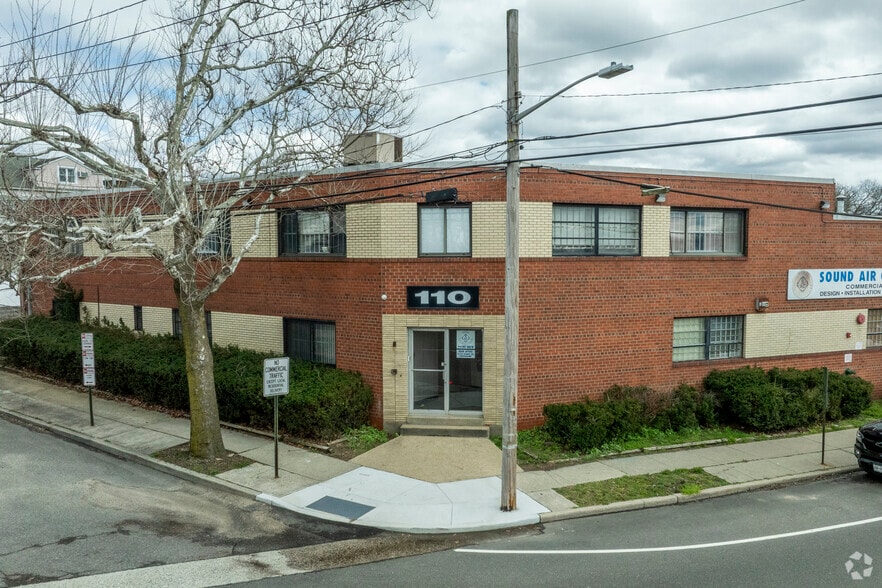 More Photos Of 110 Denton Ave, New Hyde Park Manufacturing For Lease