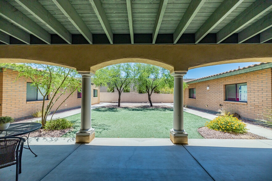 More Photos Of 6501-6505 N La Cholla Blvd, Tucson Assisted Living For Sale