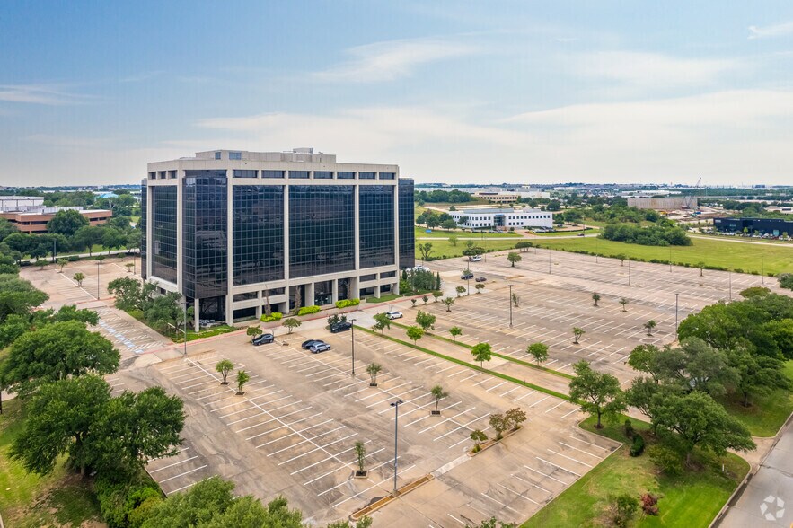 More Photos Of 5615 Highpoint Dr, Irving Office For Lease